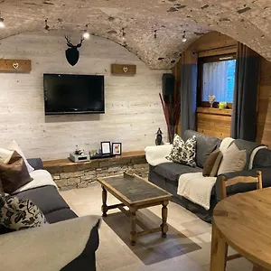 Appartement Two Bedroom La Voute, Chandon Near Meribel, Les Allues